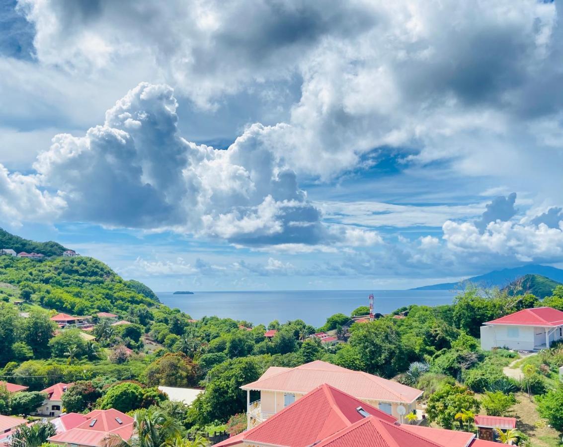 Ti Karet - Charmant Logement Avec Jacuzzi Et Vue Mer Terre-De-Haut Exterior foto